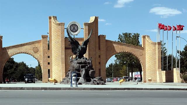 Ataturk University یکی از 13 دانشگاه معتبر ترکیه