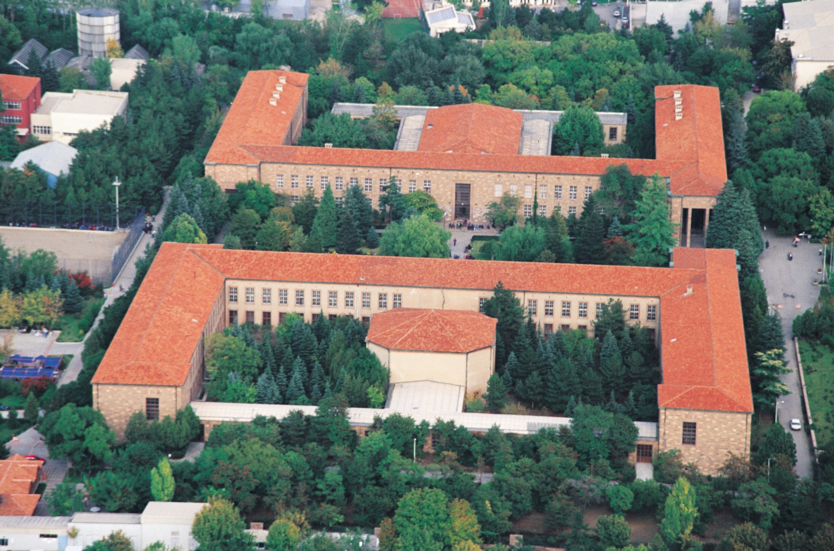دانشگاه آنکارا (Ankara University)